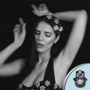 Mikail Ozdemir - Music Takes Me (Original Mix)
