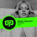 Daniel Bracket - Giraffe