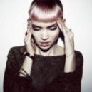 Grimes - Skin