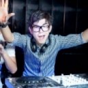 Kesha vs.DJ Dnk - Crazy Kids