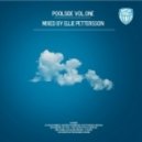 Alex Grover, Christina Maria - Makes Me (Original mix)