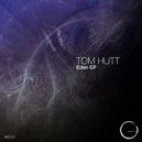 Tom Hutt - Fuji