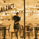 Coffee Shop Music Deluxe - Smoky Backdrops for Reading ()