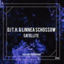Dj T.H. & Linnea Schossow - Satellite