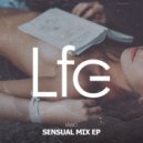 Iawo - Sensual Mix (8D Audio)