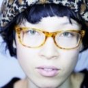 Little Dragon - Seconds