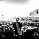Wayne & Woods - Favela