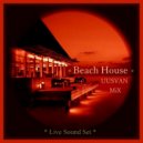 UUSVAN - Beach House