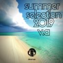 DJ Dove UK feat. Zil Mustafa - Confused (Original Mix)