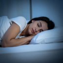 Ayuda natural para dormir al bebé & Hace muchas lunas & Lluvia Relajante Para Dormir - Melodías Suaves Para Dormir En La Noche ()