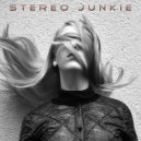 Stereo Junkie - Lonely