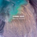 Daniel Nike - Fanni Hit The Synth