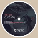 Tome R - Curiosity