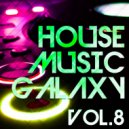 Alex Bottino feat. Andrea Love - Chase The Sun (Extended)