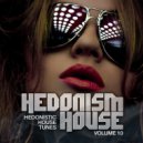 Joey aka Jozsef Keller, Pete-R - Love Shot Me (Original Mix)